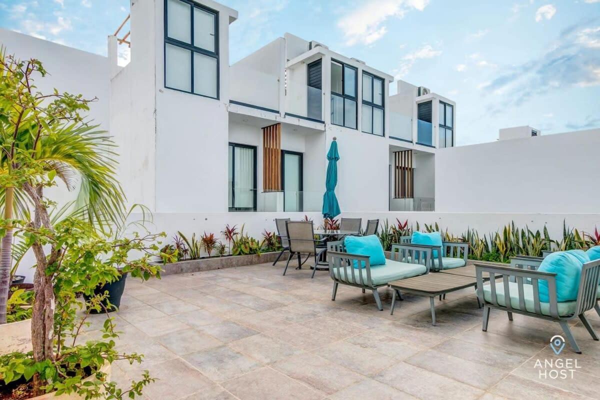 Ferienhaus With Amenities Sleeps 8 Roof Pool Gym *