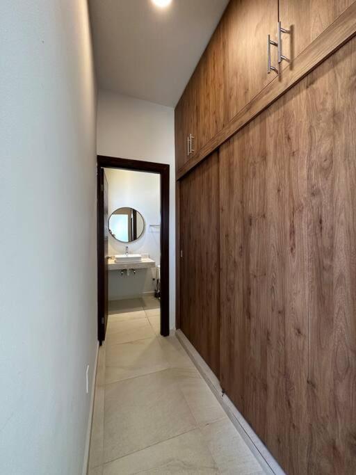 Vakantiehuis Big New House In Selvanova Coto 9