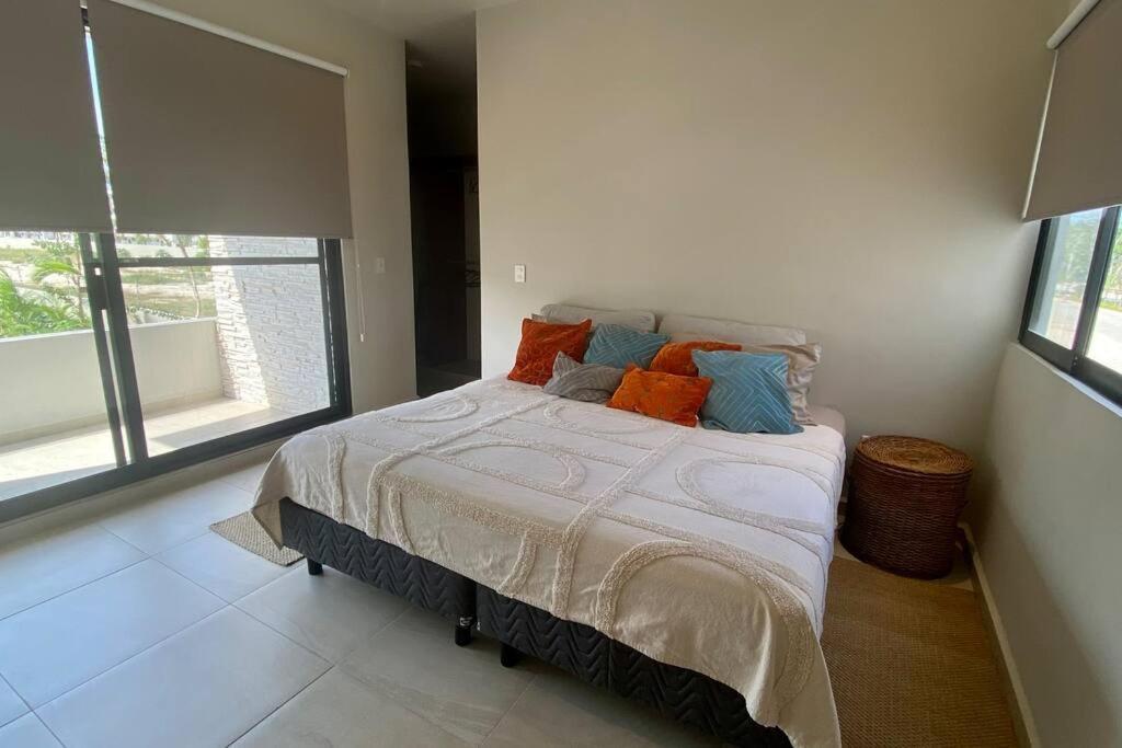 Big New House In Selvanova Coto 9 Vakantiehuis Playa del Carmen