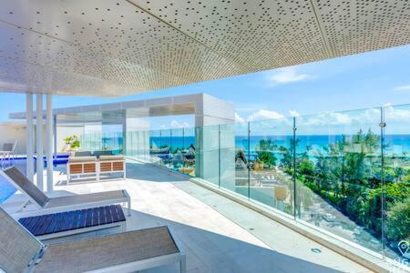 Apartment Luxury Escape Street In Playa Rooftop Pool