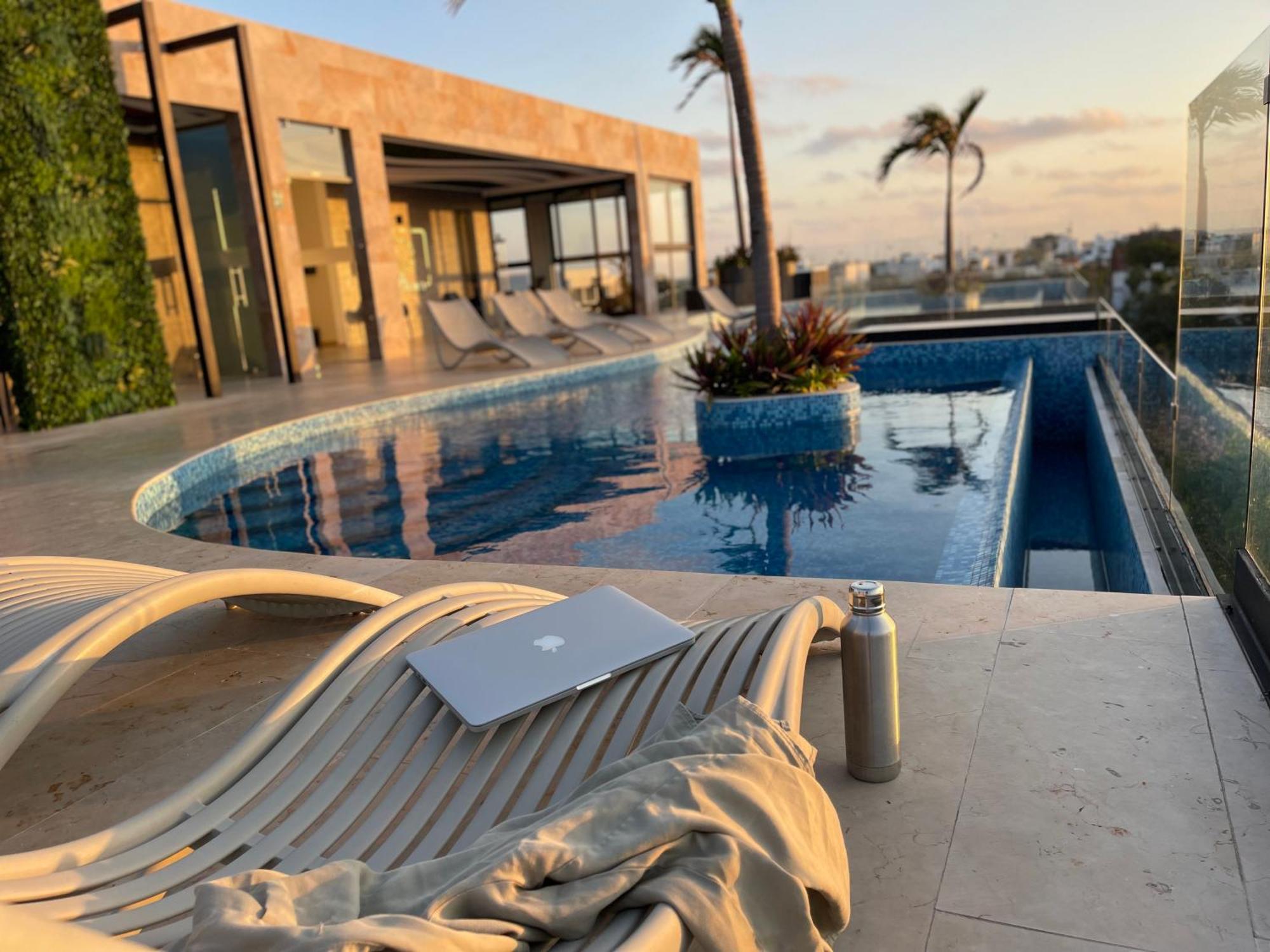 Apartment Stunning Studio/ocean Views Pool Playa del Carmen
