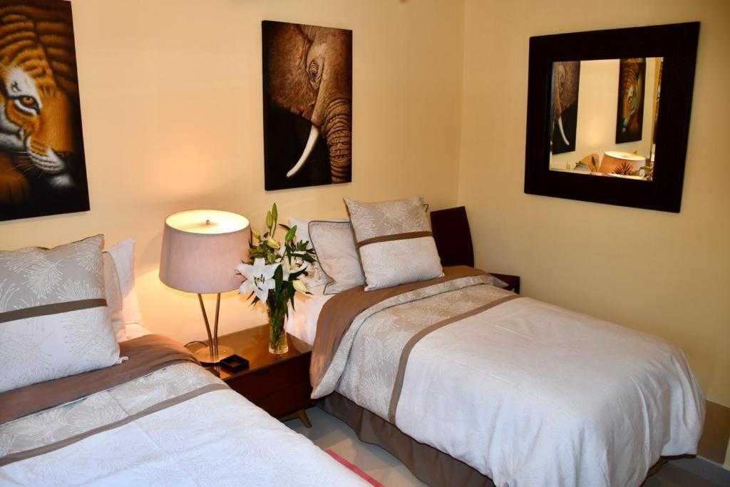 Casa Sol 3 & 4 Bedroom With Swimming Pool Close To The *