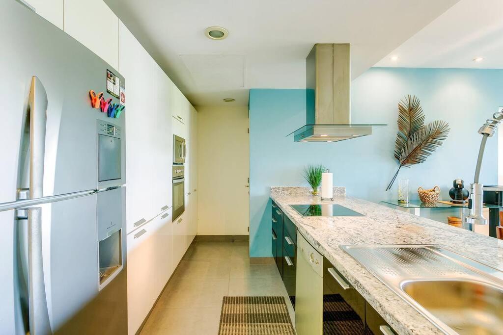 Golfers' Paradise At Nick Price Residences! *