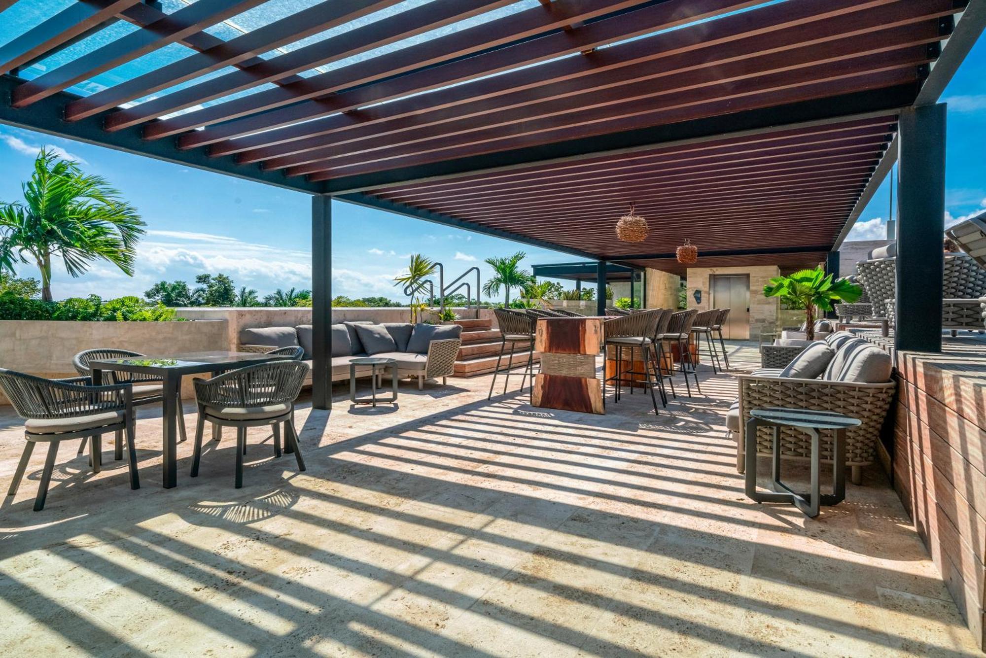 Luxury 2 Bedroom - Infinity Pool At Awa Residences In Playacar, Awa 107 Holiday home