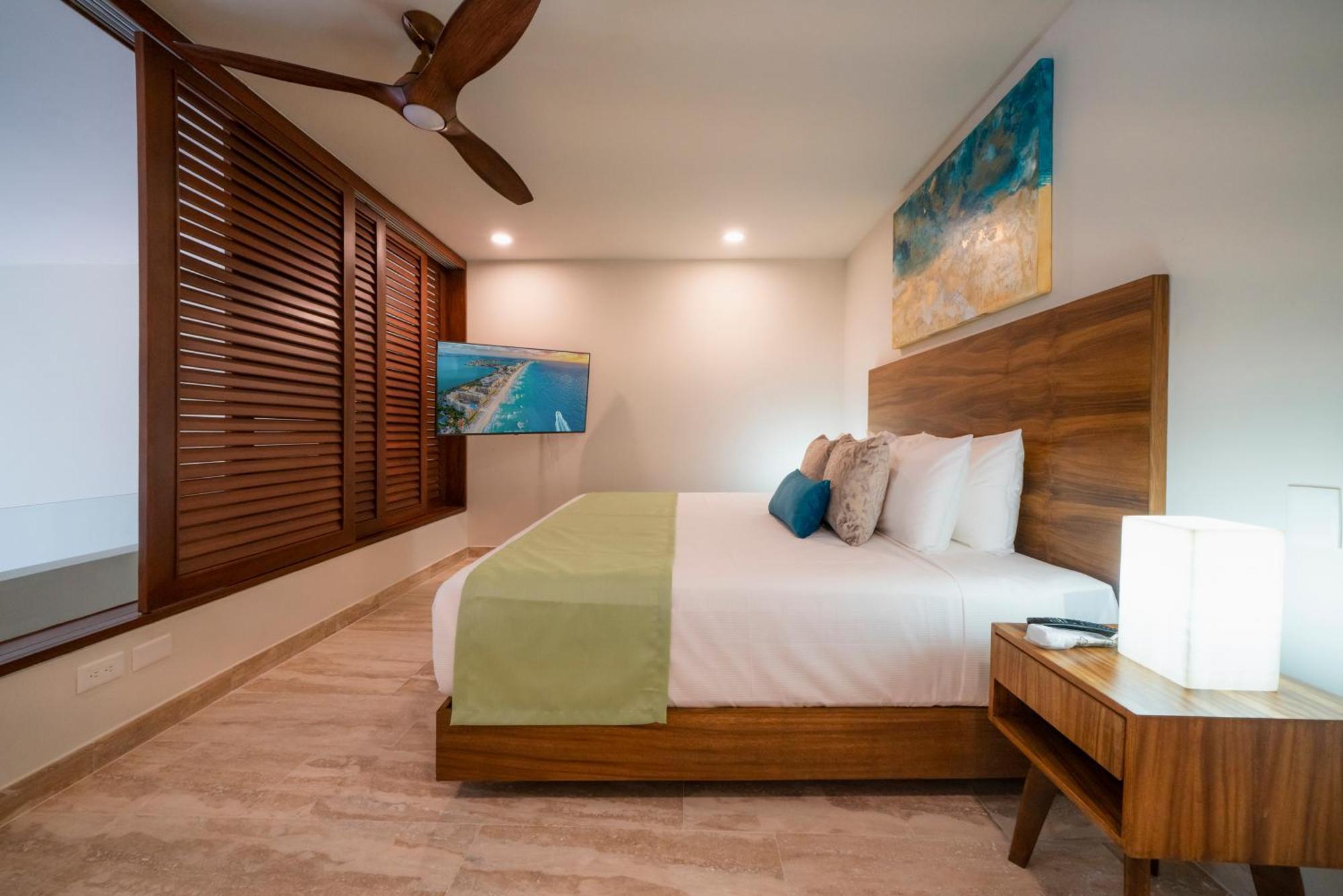 Holiday home Luxury 2 Bedroom - Infinity Pool At Awa Residences In Playacar, Awa 107