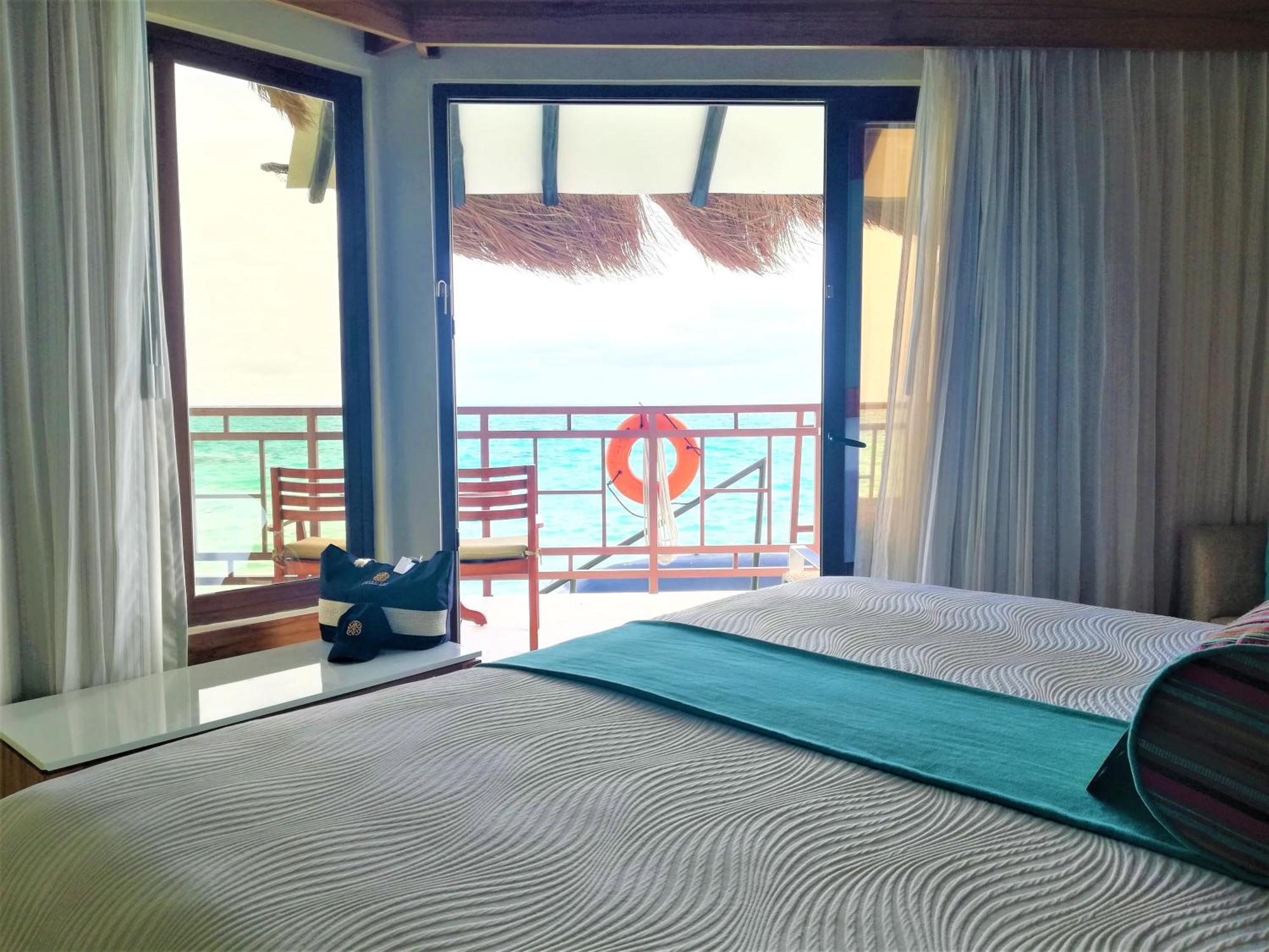 Palafitos Overwater Catamaran, Cenote & Inclusive (adults Only)