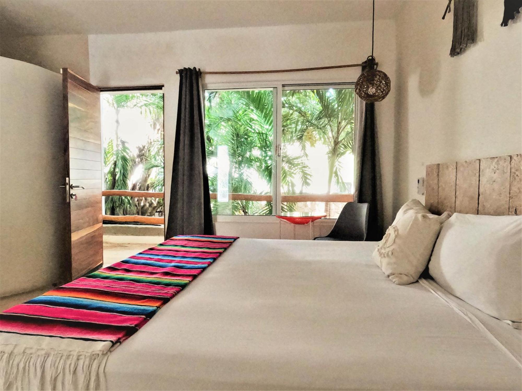 Rustik-inn Hotel 2*