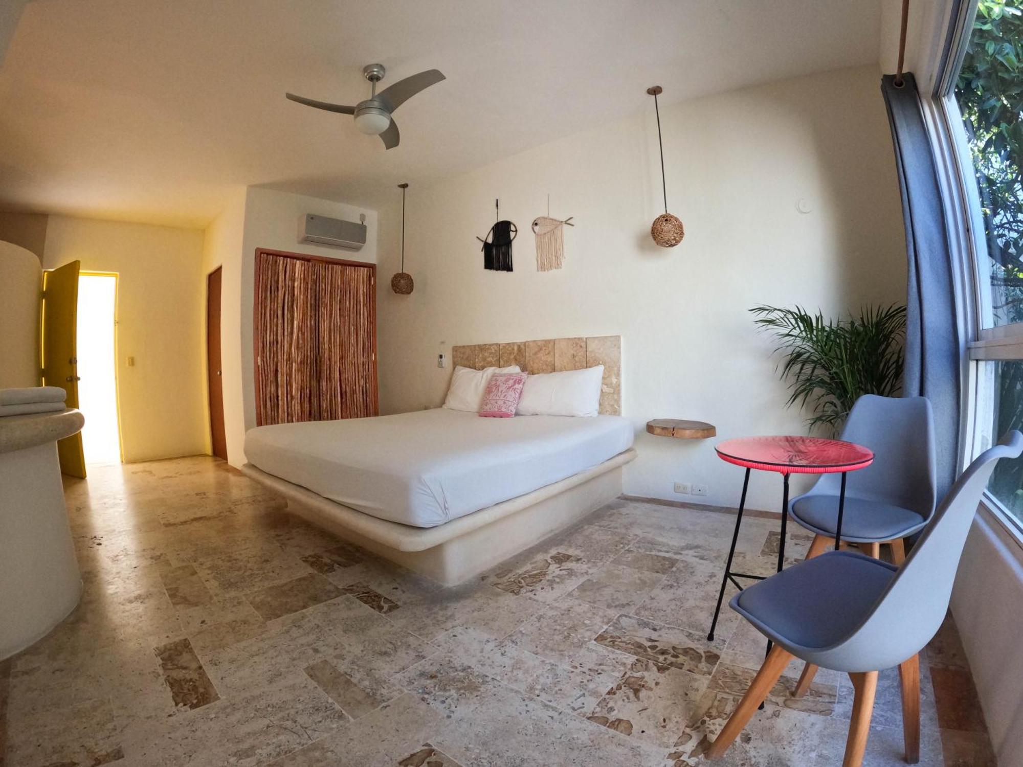 Rustik-inn Hotel
