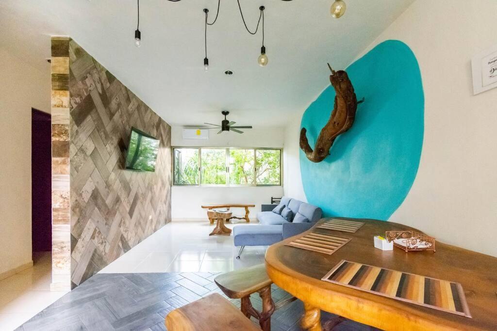 Cenote Penthouse Terraza & Jacuzzi Panoramicos, Muy Amplio, 2 Pisos Tu Uso Personal Y Exclusivo, 3 Recamaras, Excelente Ubicacion, La Playa Y La Quinta Av Caminando A 10 Minutos, Cerca De Restaurantes, Bares, Bancos, Nomadas Digitales 150 Mbps Apartment *