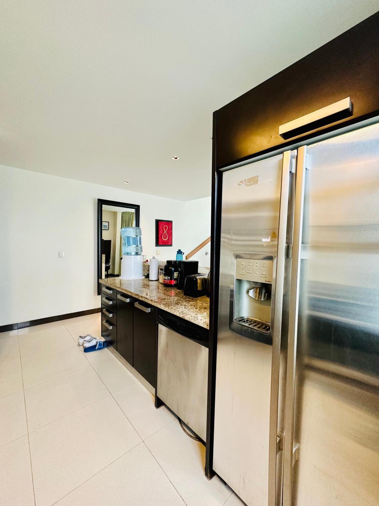 Oasis 12 *