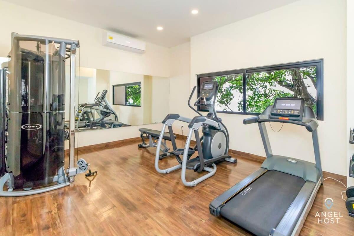 Holiday home Roof Pool, Gym, Full Kitchen, 4 Blocks To 5th Ave Playa del Carmen