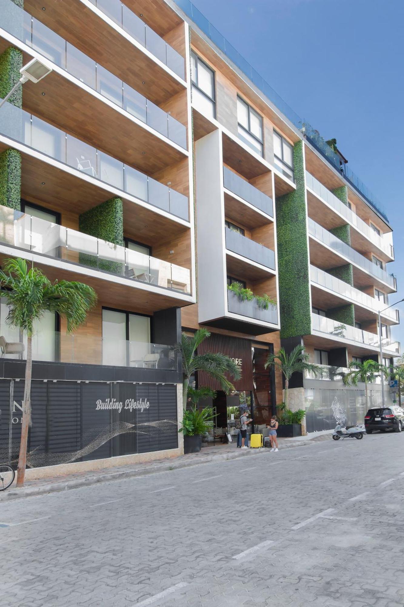 Apartment Luxurious & Attractive 2 Bdr *
