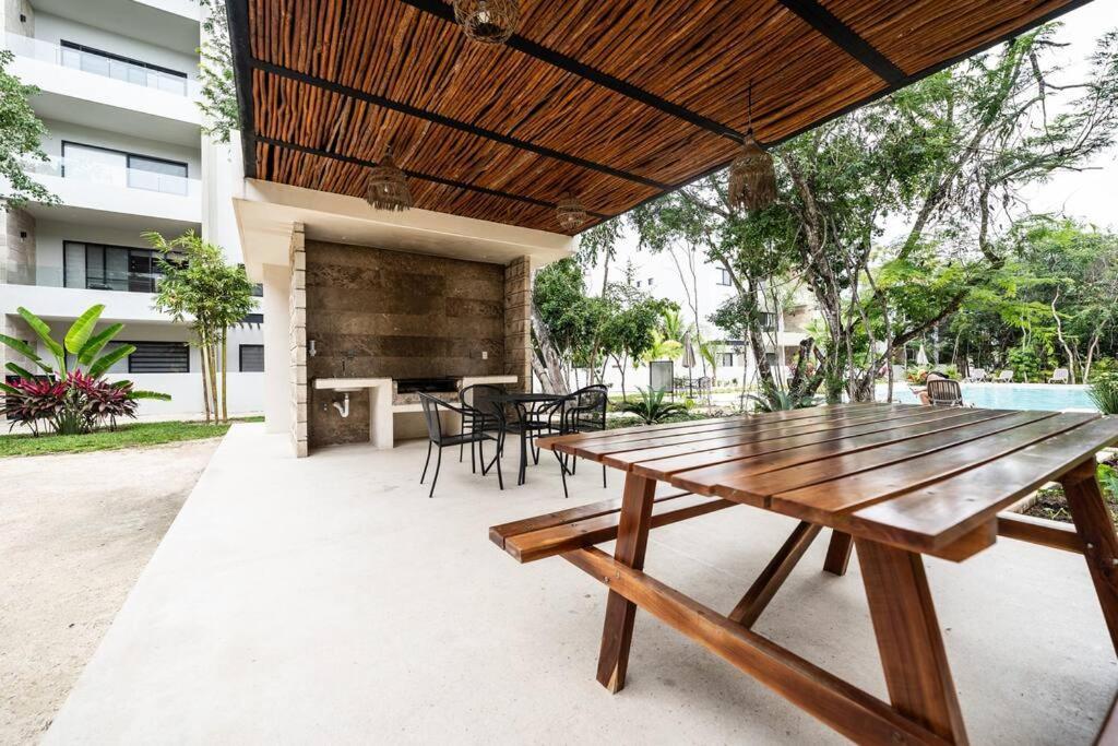 Taina Apartment *