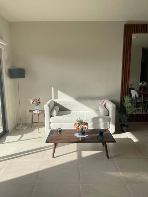 Taina Apartment *