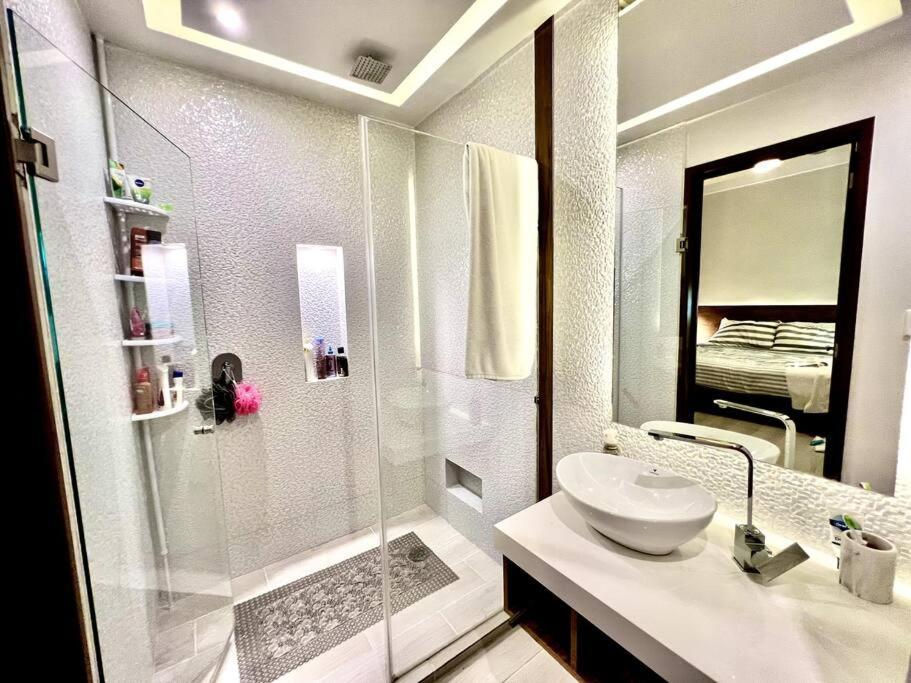 Modern Luxury 2br 2ba Near Mamitas Club Apartment