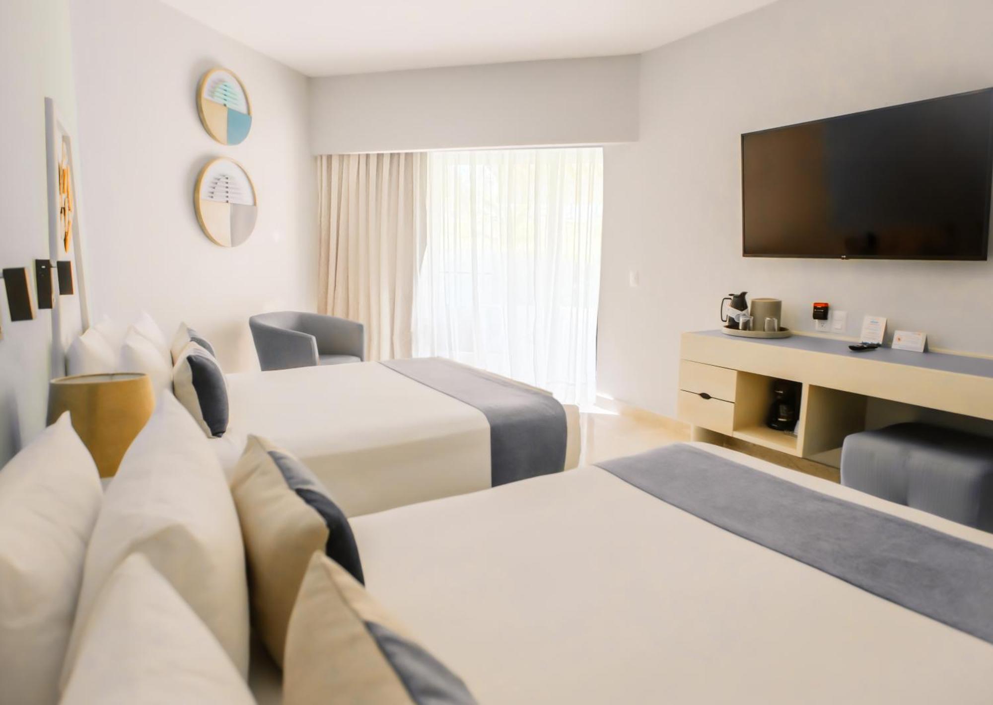 Viva Maya By Wyndham, A Trademark Resort 4*