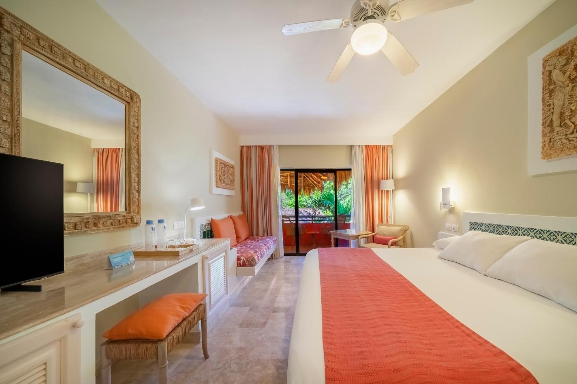 Iberostar Waves Quetzal 5* Playa del Carmen