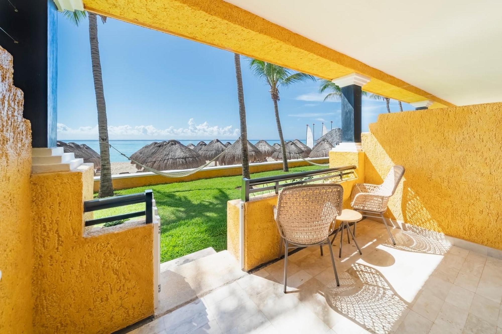 Iberostar Waves Quetzal Resort 5*