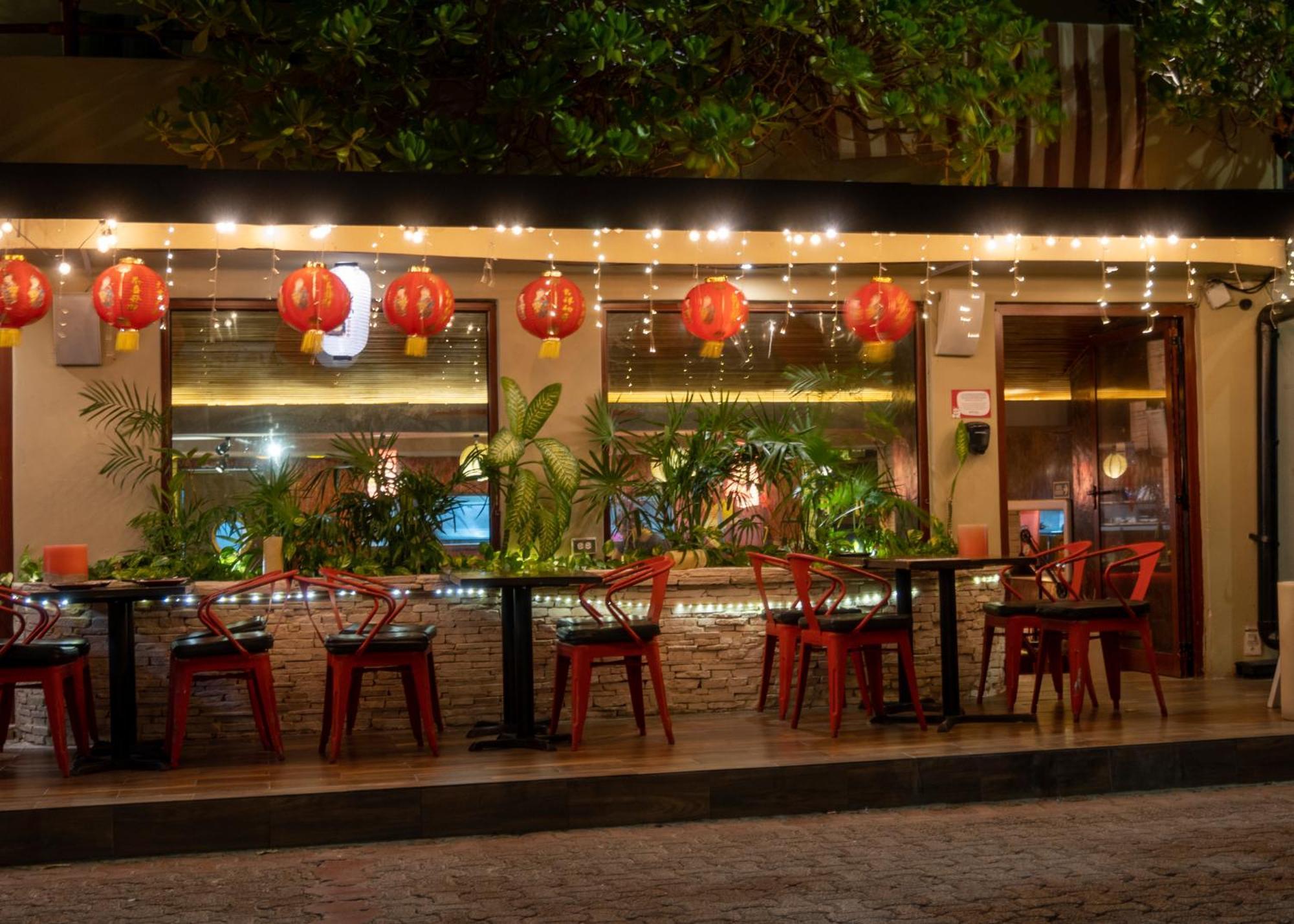 El Taj Oceanfront And Beachside Playa del Carmen