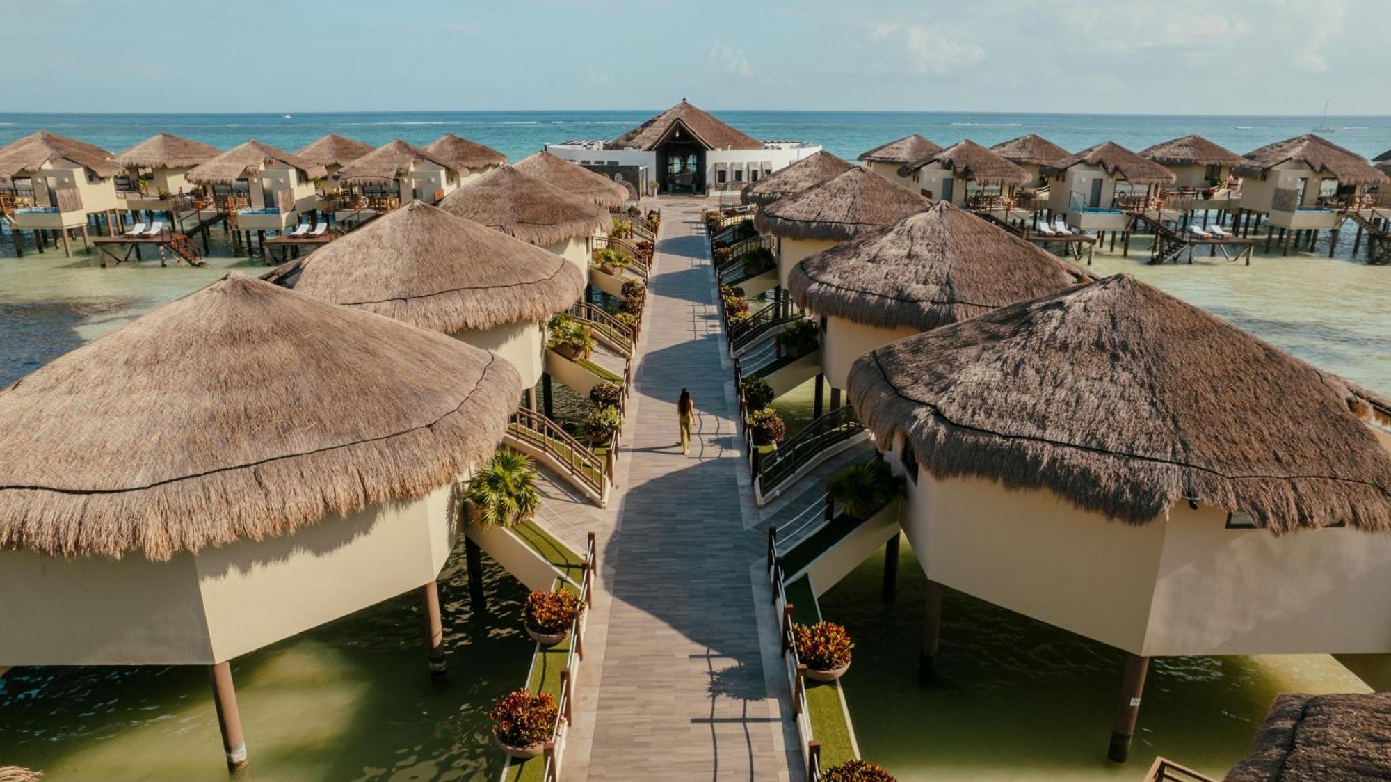Palafitos Overwater Catamaran, Cenote & Inclusive (adults Only) 5*