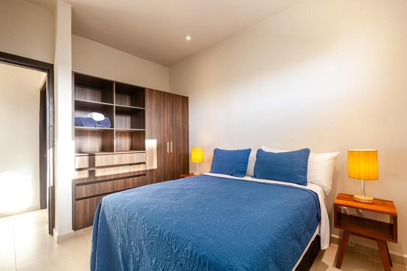 Modern Wifi 200mb, 2 Gyms, 6pools, Balcony Vakantiehuis Playa del Carmen