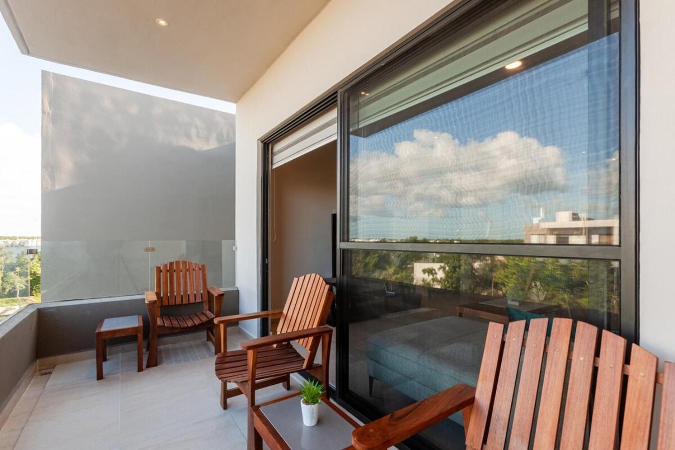 Modern Wifi 200mb, 2 Gyms, 6pools, Balcony *