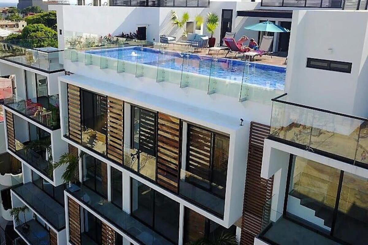 Luxe Top-floor Incredible Roof Pool At Complex *