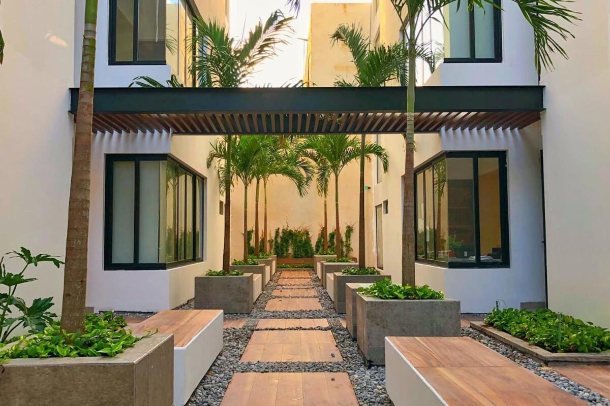 Luxe Top-floor Incredible Roof Pool At Complex Apartment Playa del Carmen