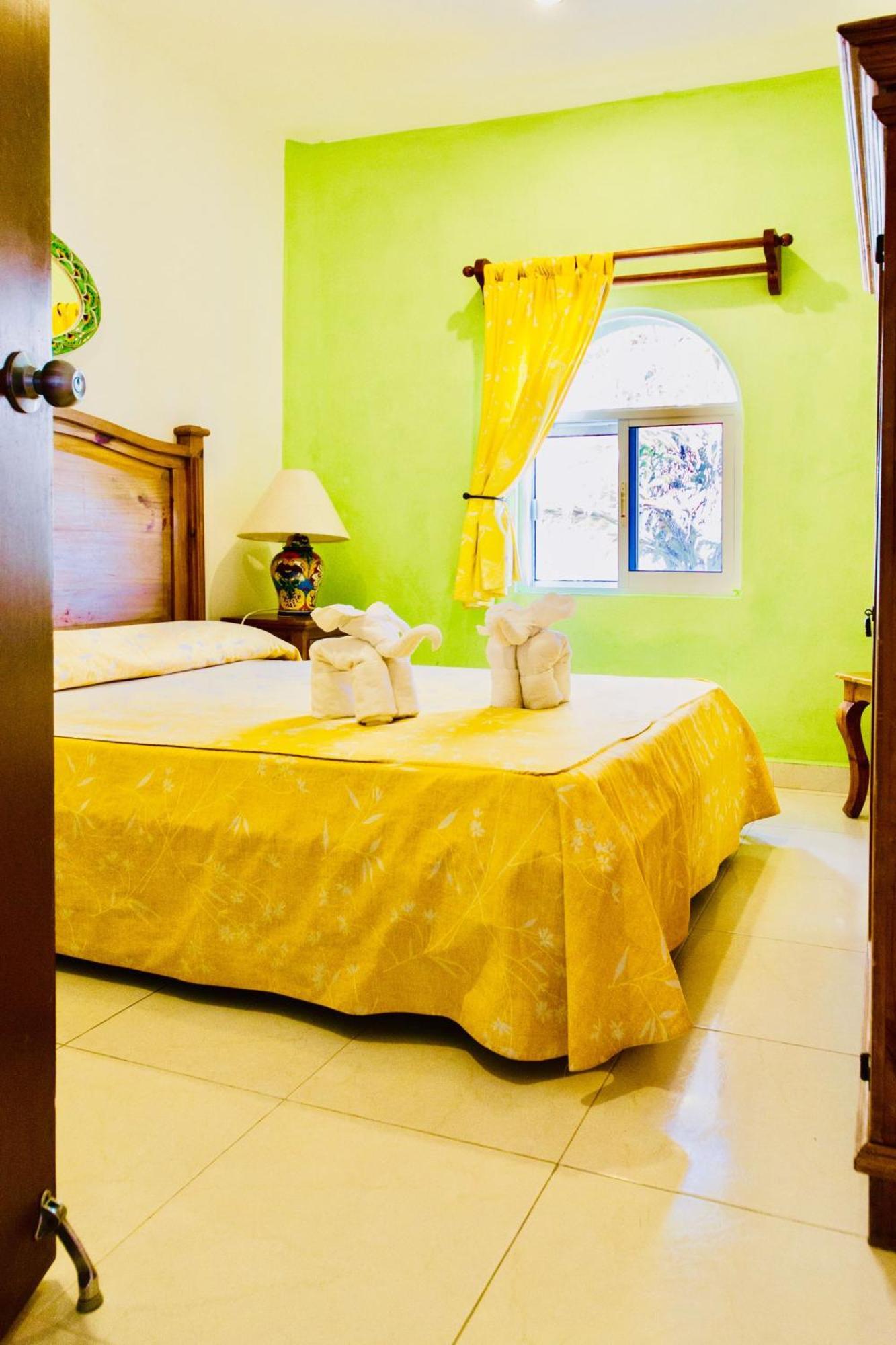 Gorgeous With Pool E7 Playacar Phase 2 Villa Playa del Carmen