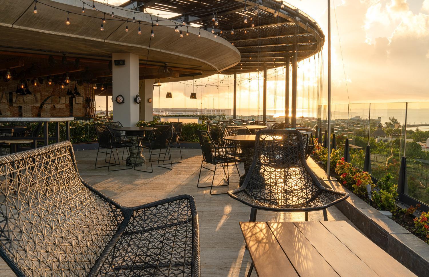 Hyatt Centric - Downtown House & House (adults Only) 4*