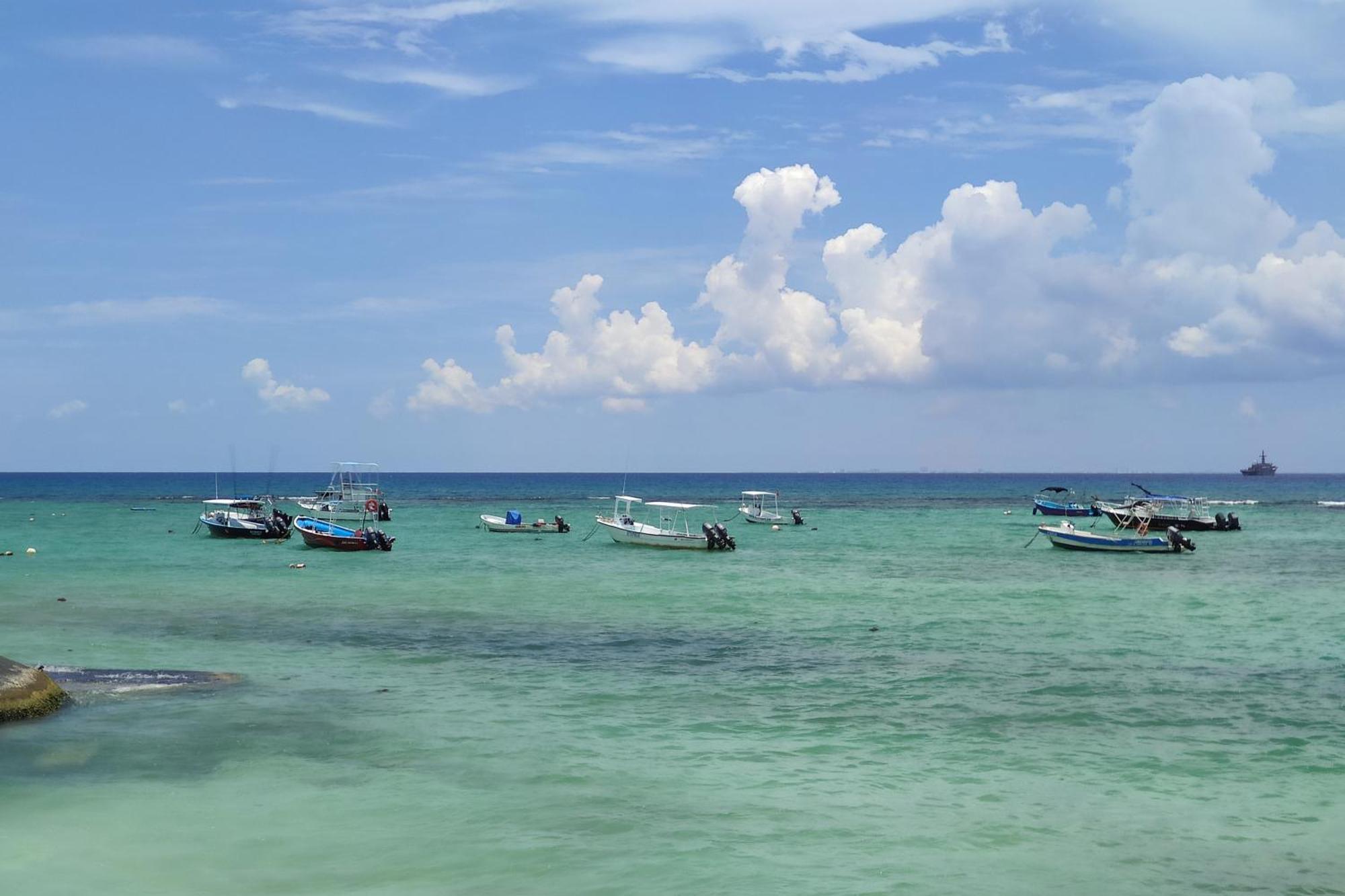 Awesome At Aldea Thai Beachfront Aparthotel *