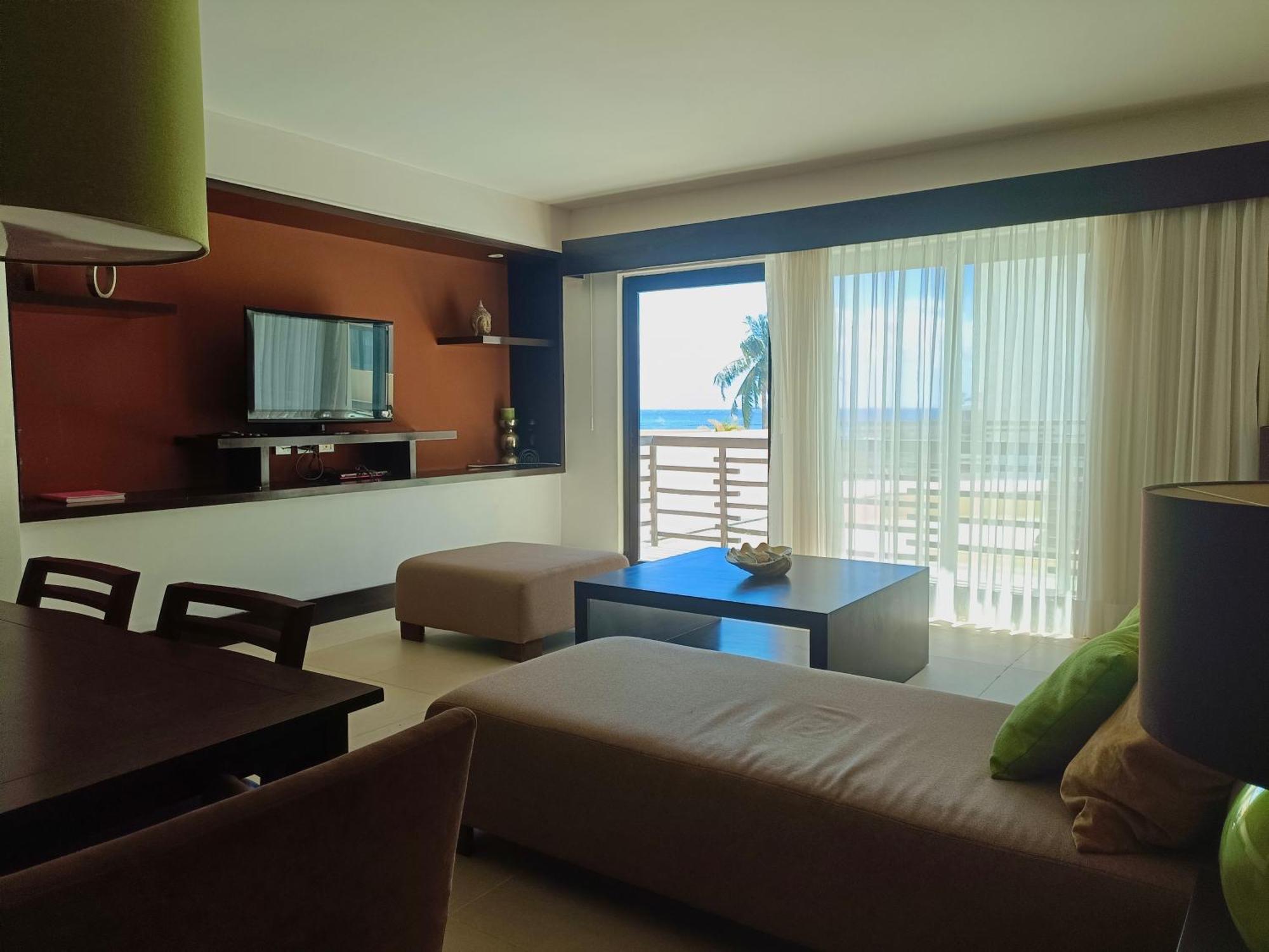 Awesome At Aldea Thai Beachfront Aparthotel Playa del Carmen