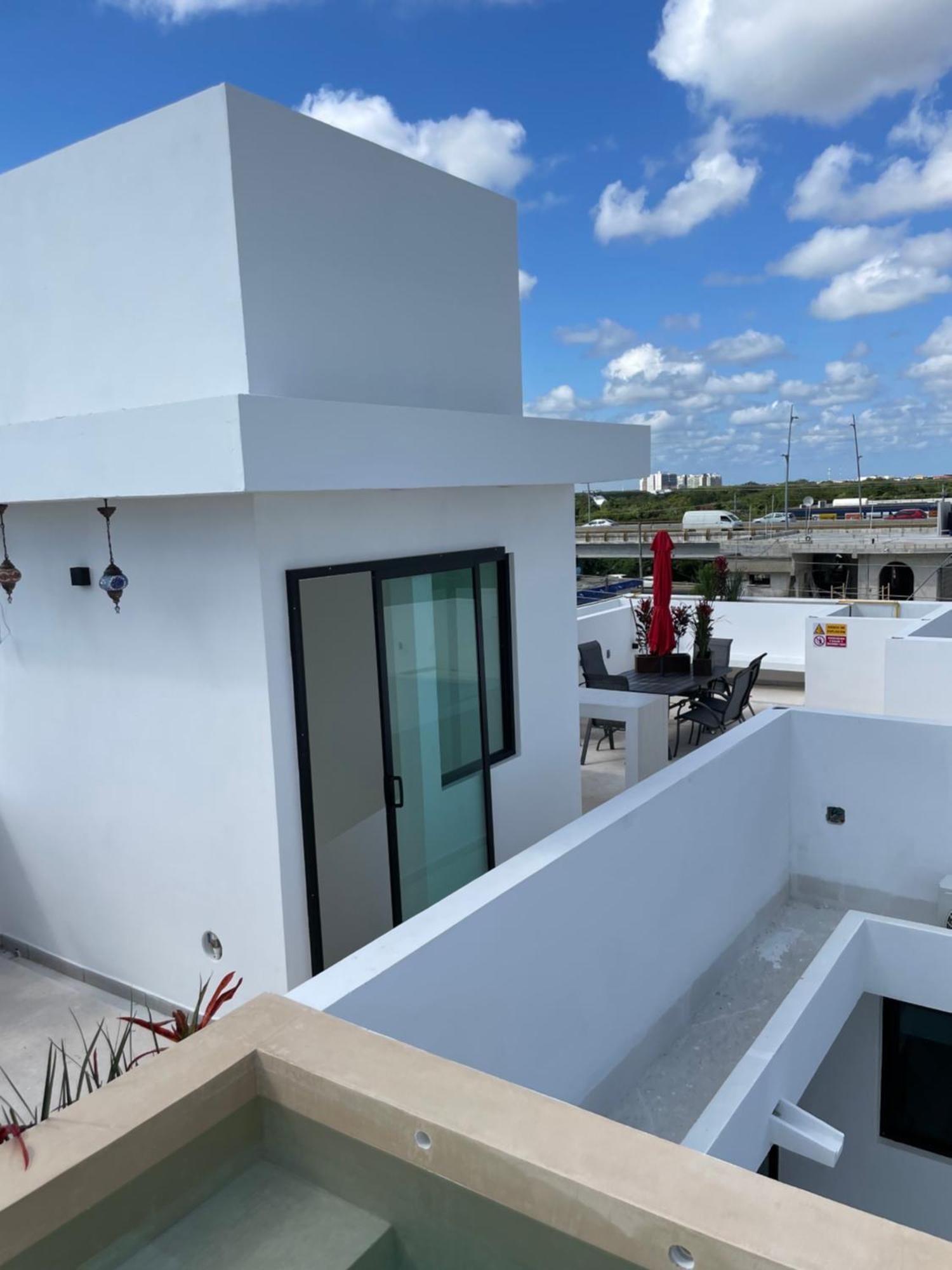 Doi 45 * Playa del Carmen