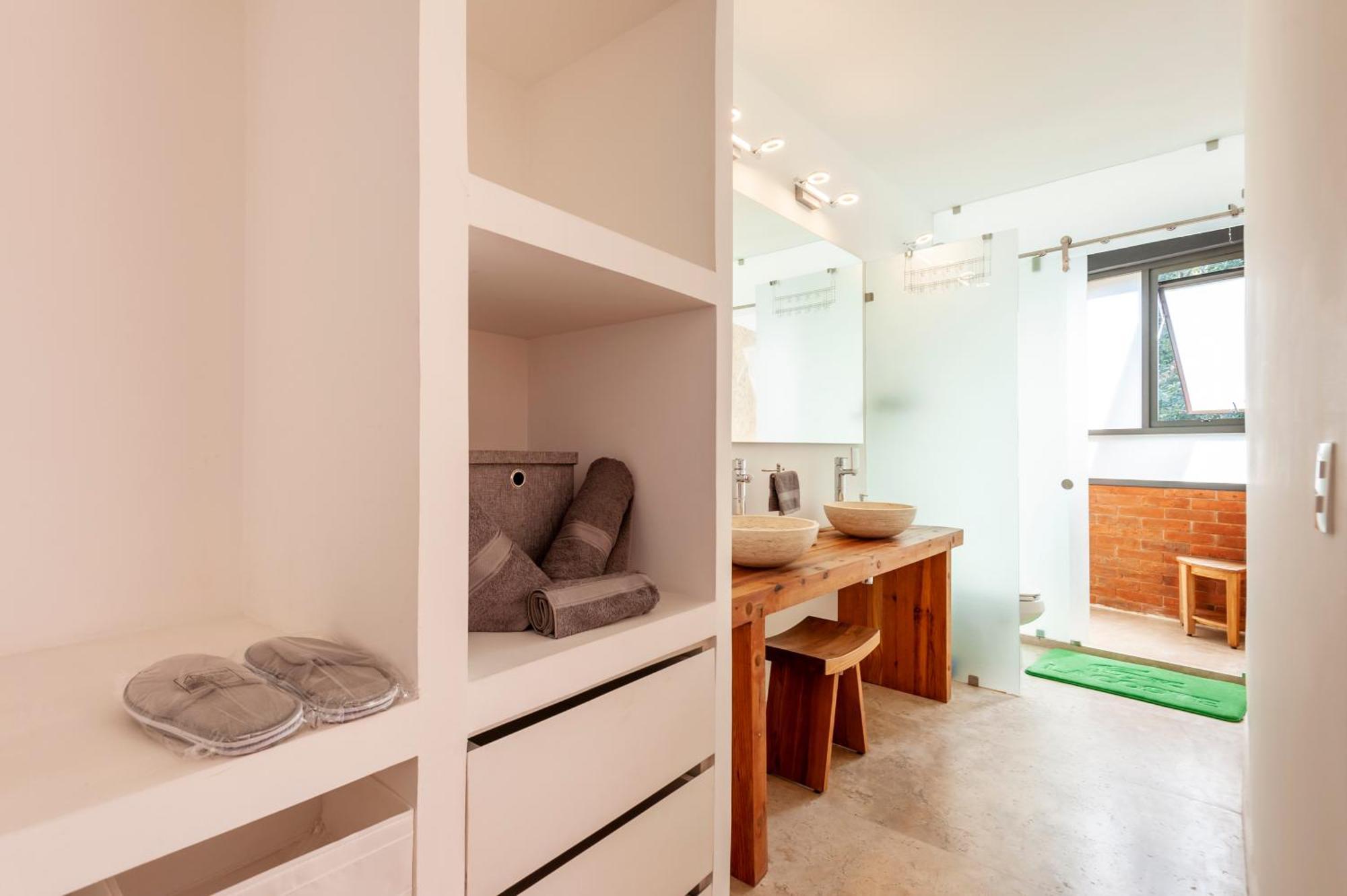 Lunada Apartment *
