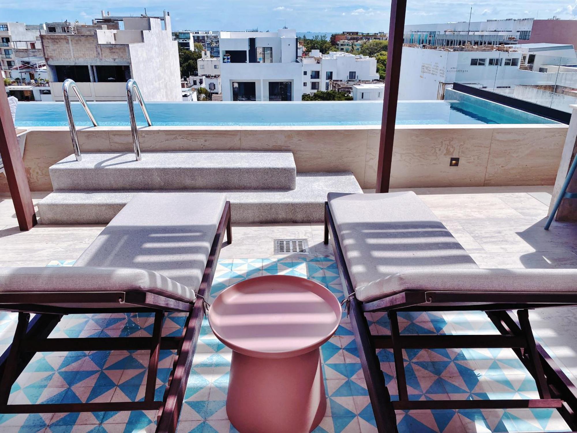 Brand New In 4th Floor With Balcony And Elevator Appartement Playa del Carmen