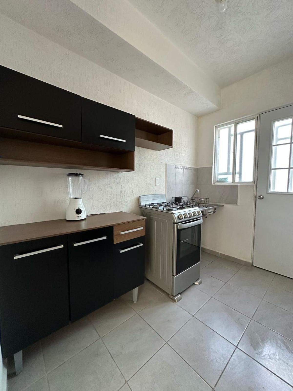 Casa Kuxtal *