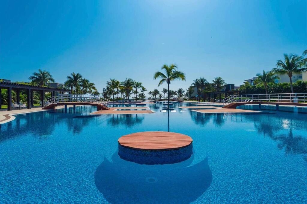 Mareazul Beachfront - Paraiso Apartment Playa del Carmen