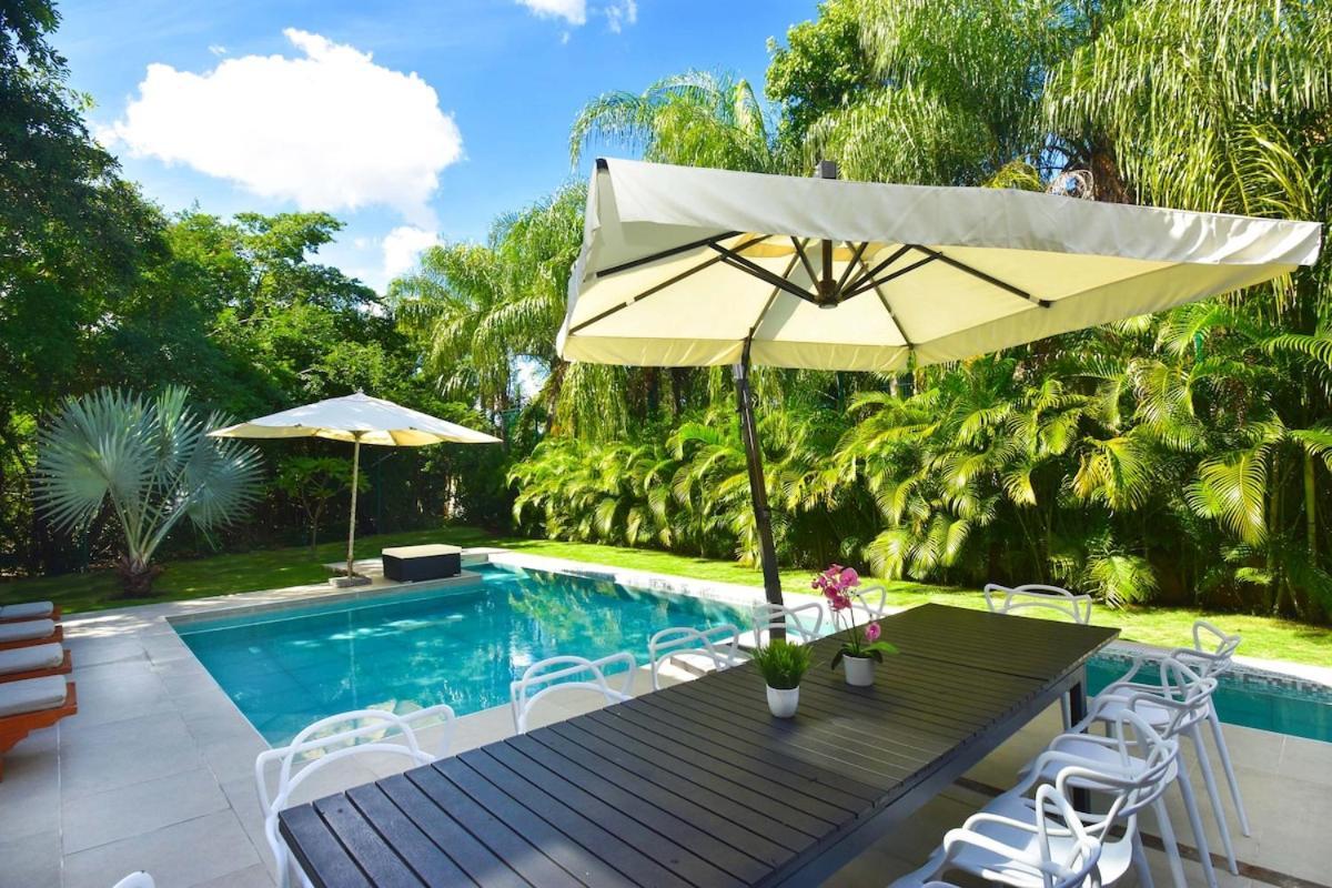 Villa Pearl, 5 Minutes Walk To The Private *