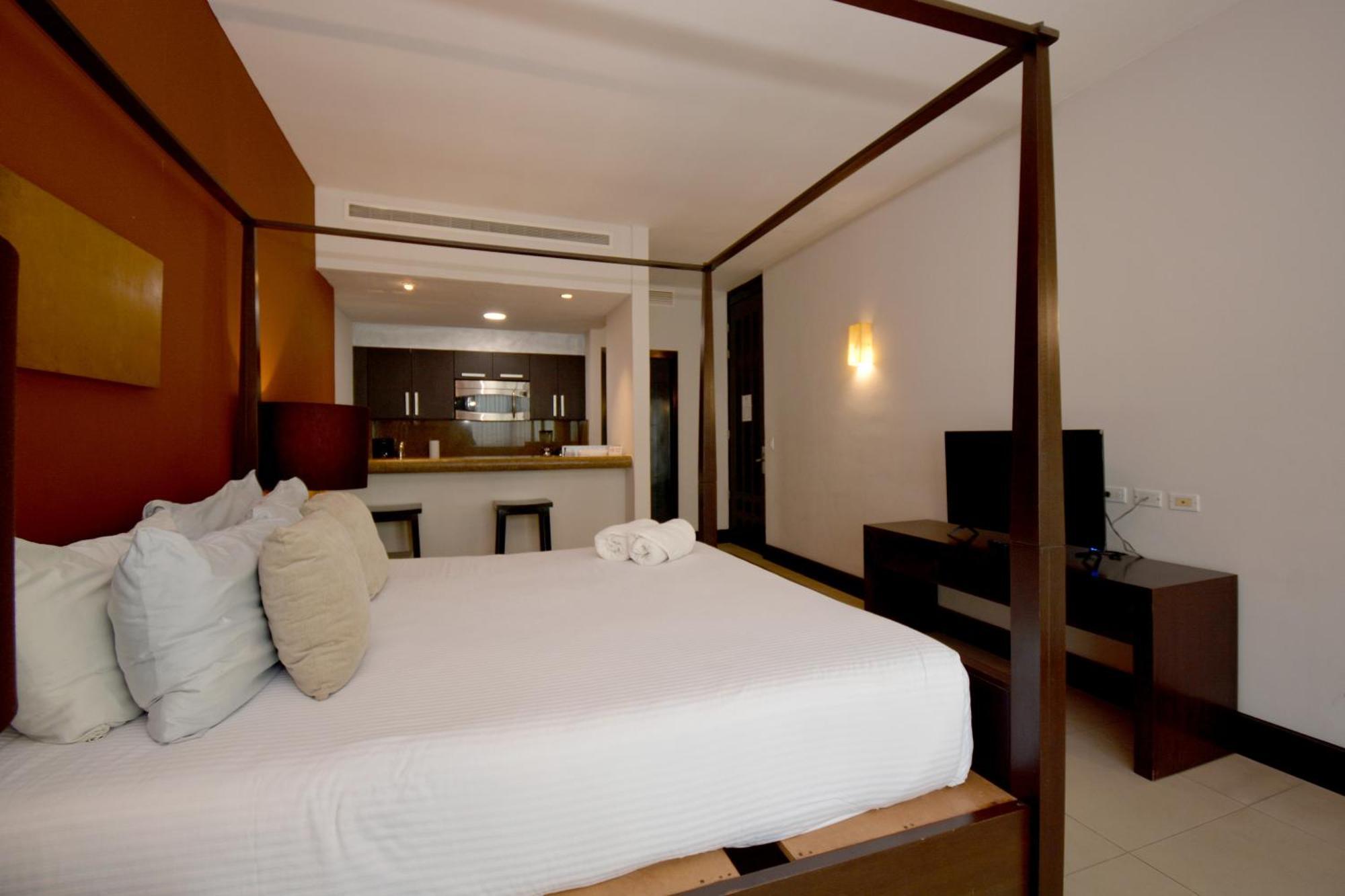 Awesome At Aldea Thai Beachfront