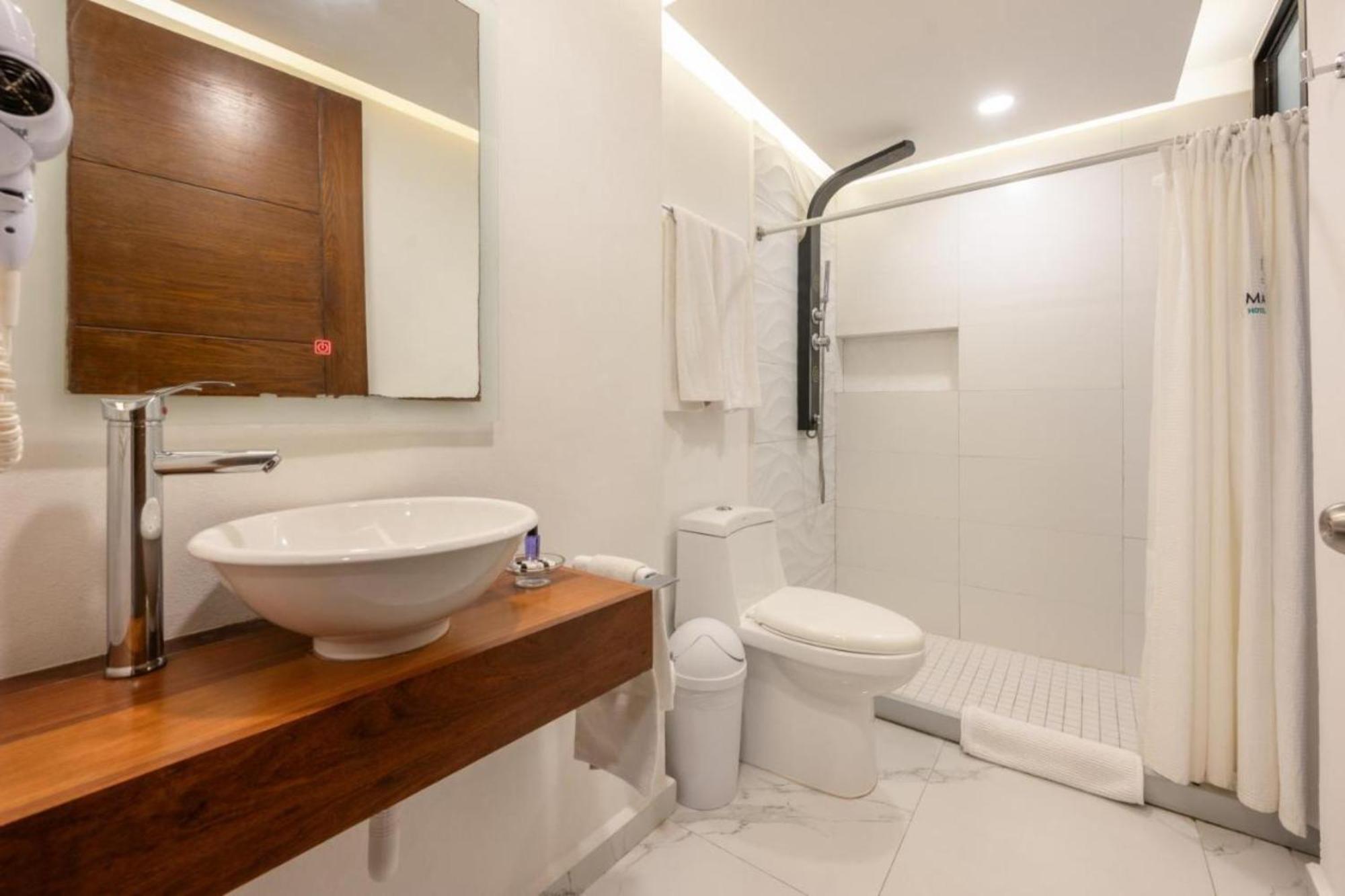 Collection O Marvic Hotel
