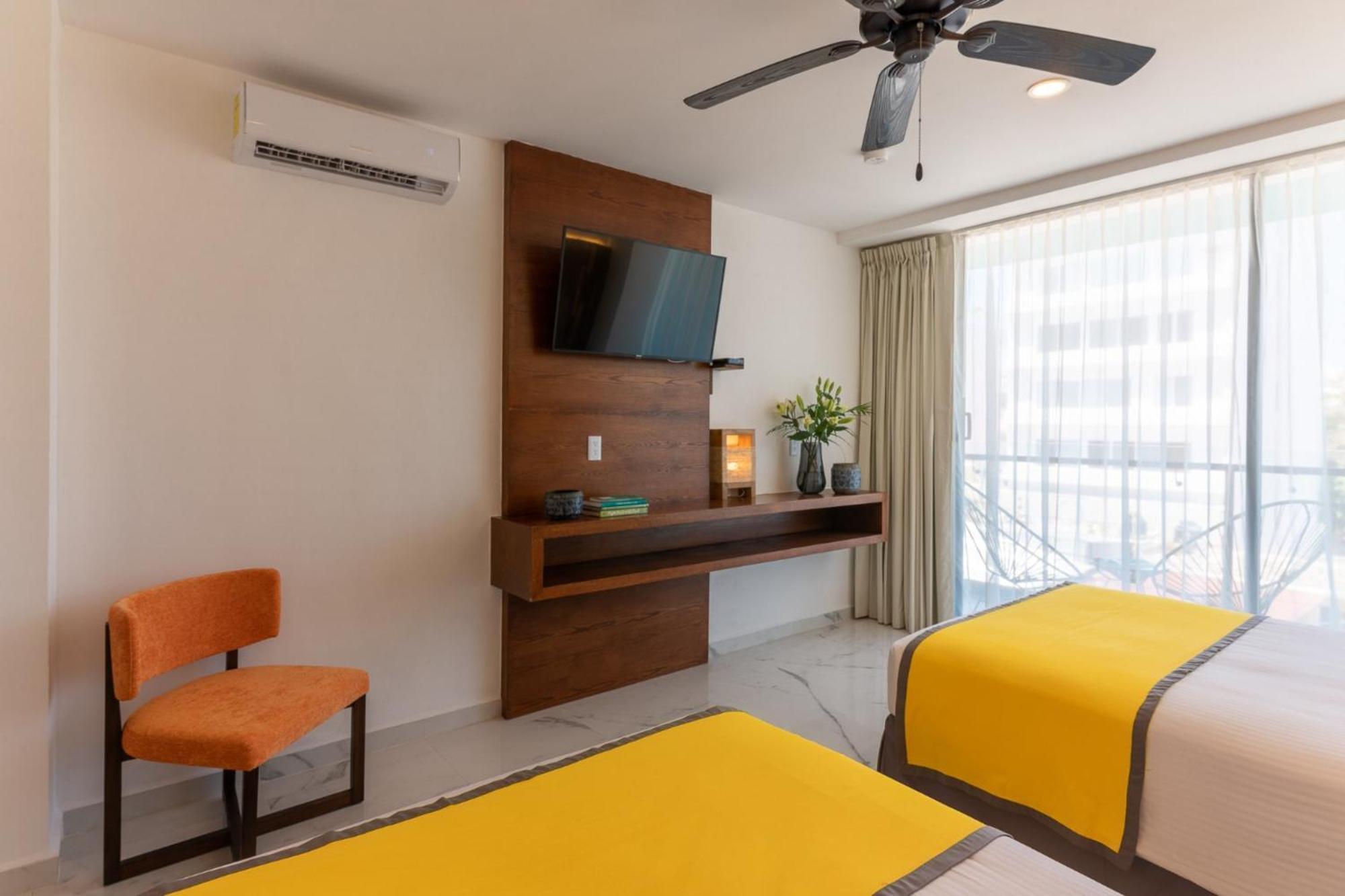 Hotel Collection O Marvic Playa del Carmen