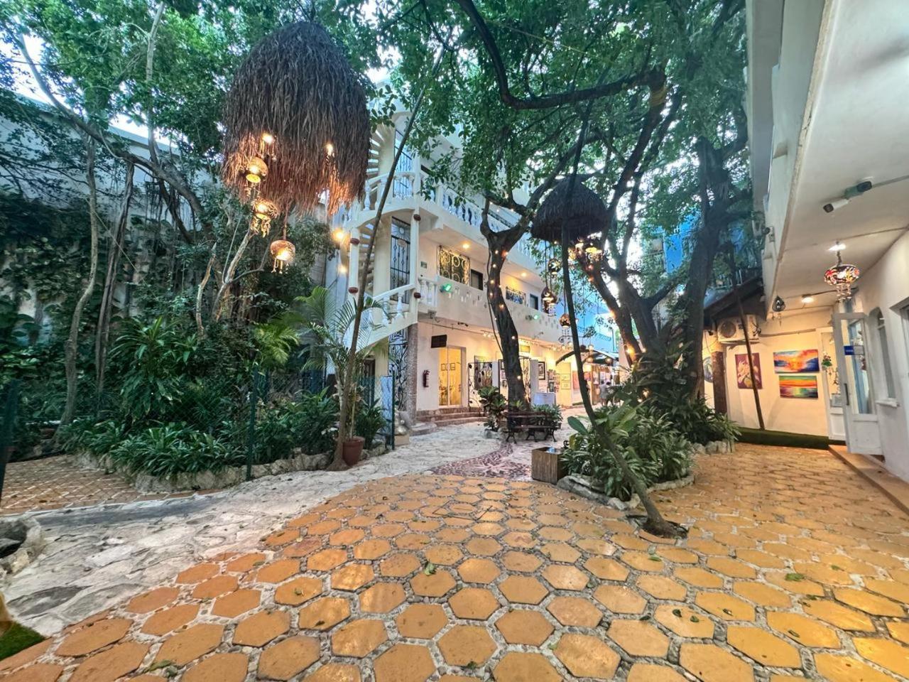 Hotel Ha Garden Gallery - 5th Avenue Playa del Carmen