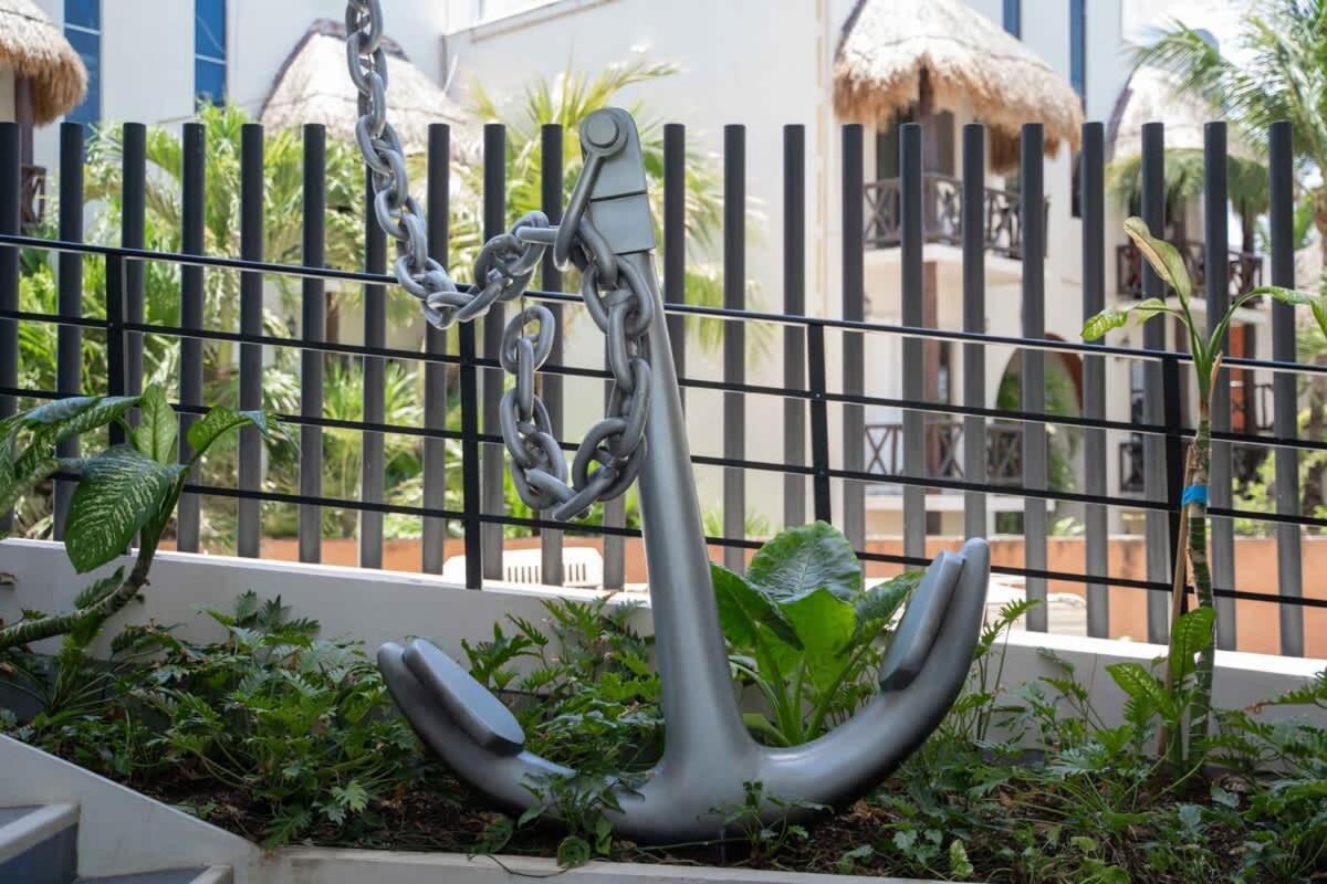 The Boat Relax & Fun Steps From The Sea & 5th Ave Ferienhaus *