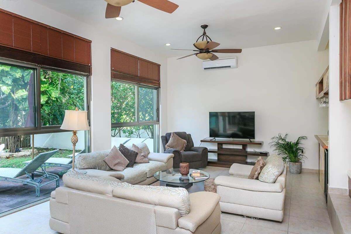 With Private Pool & Large Garden In Playacar *