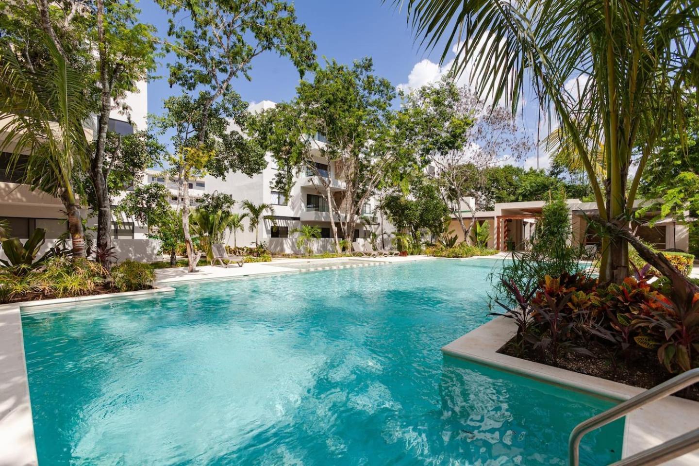 New Coto11gated,gym,pools,playground,12min * Playa del Carmen