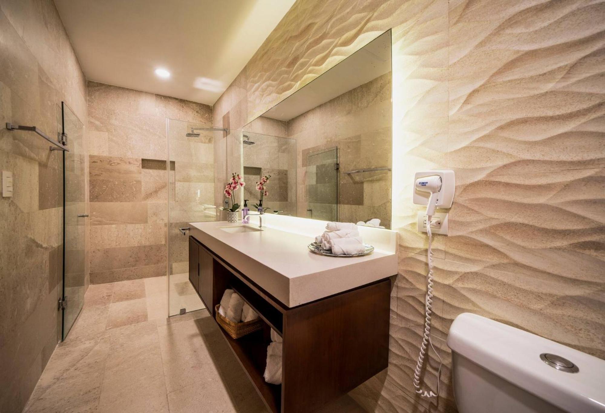Ferienhaus Luxury 2 Bedroom With Private Jacuzzi & Bbq - At Cruz Con Mar - Maricruz