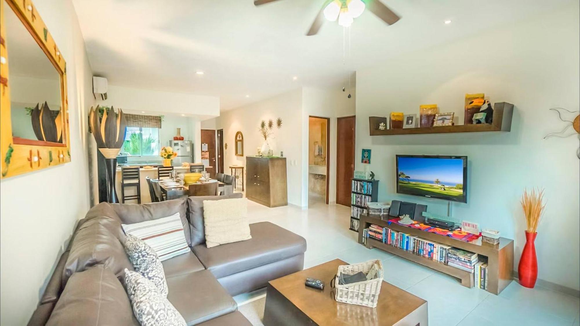 Luxury 2 Level Penthouse With 2 Bedroom - Only 3 Blocks From The - Meridian 310 Casa de férias Playa del Carmen