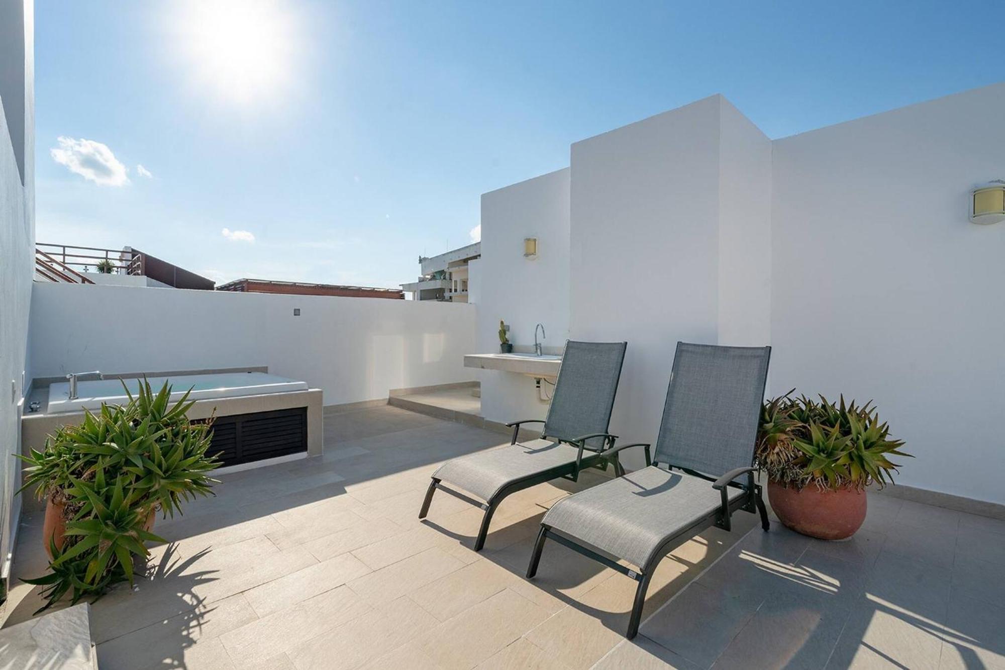 Penthouse Turquesa - Beachside - At Casa Del Mar *