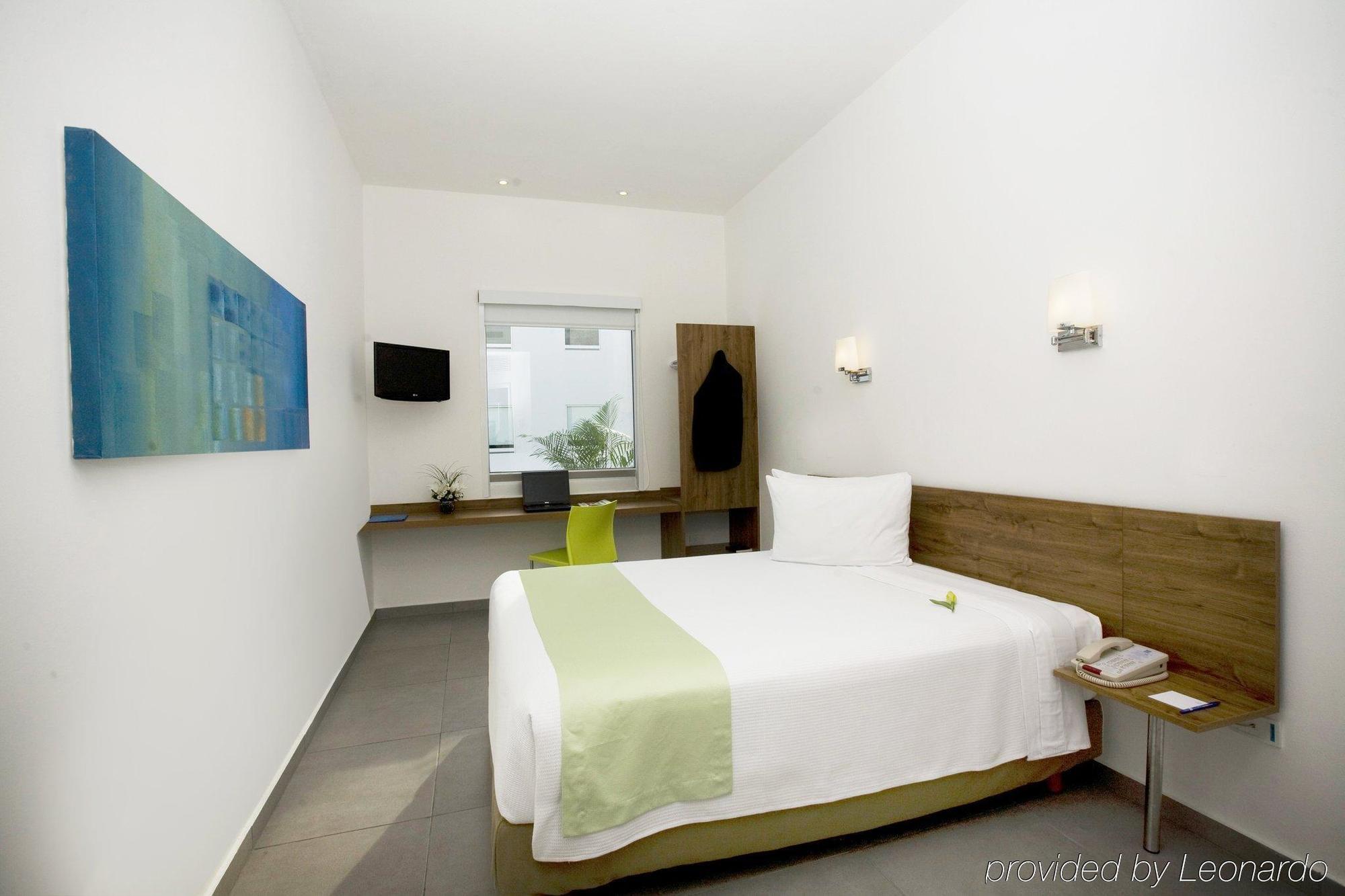 One Hotel 3*