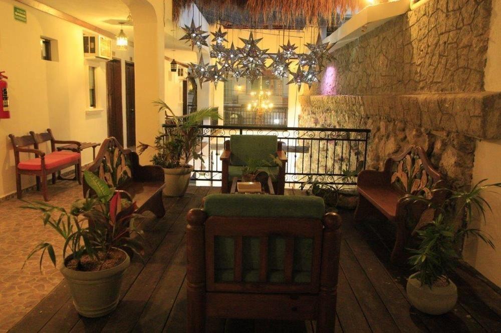 Hotel Ahava 3*